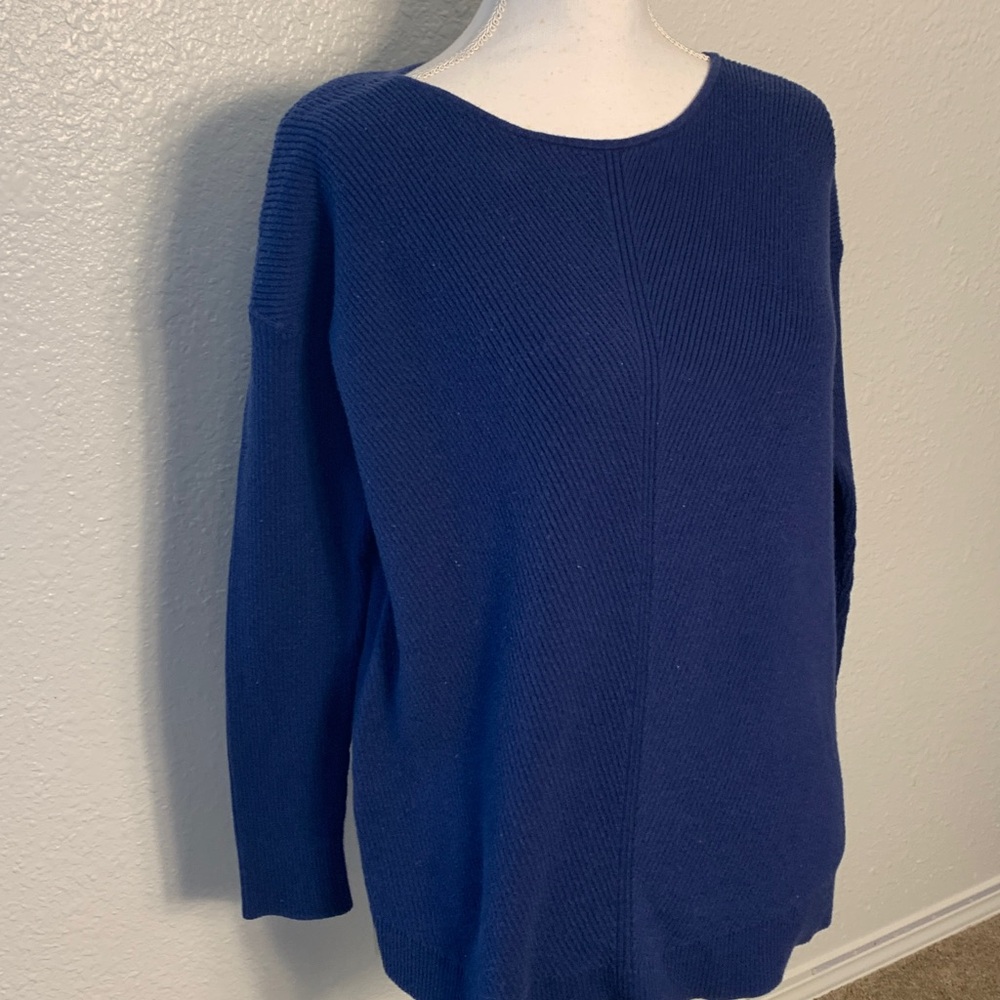 Banana Republic Bright Navy Knit sweater size medium - Picture 4 of 9